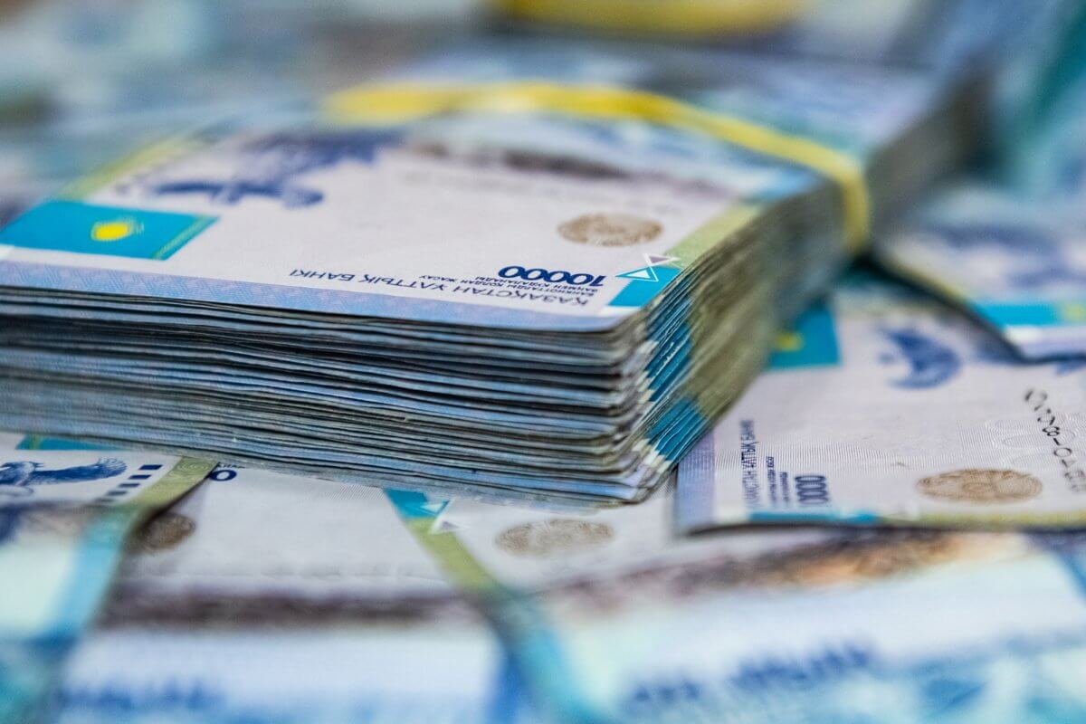 Банктің бизнеске бөлгені – 100 млрд теңге