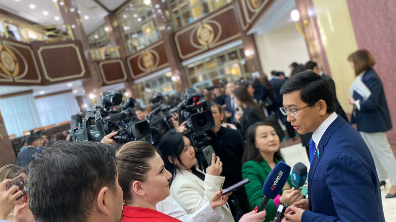 Аймағамбетов қызметтік пәтерге қатысты: «Жеке пәтерім бар, ешқайда көшпеймін»