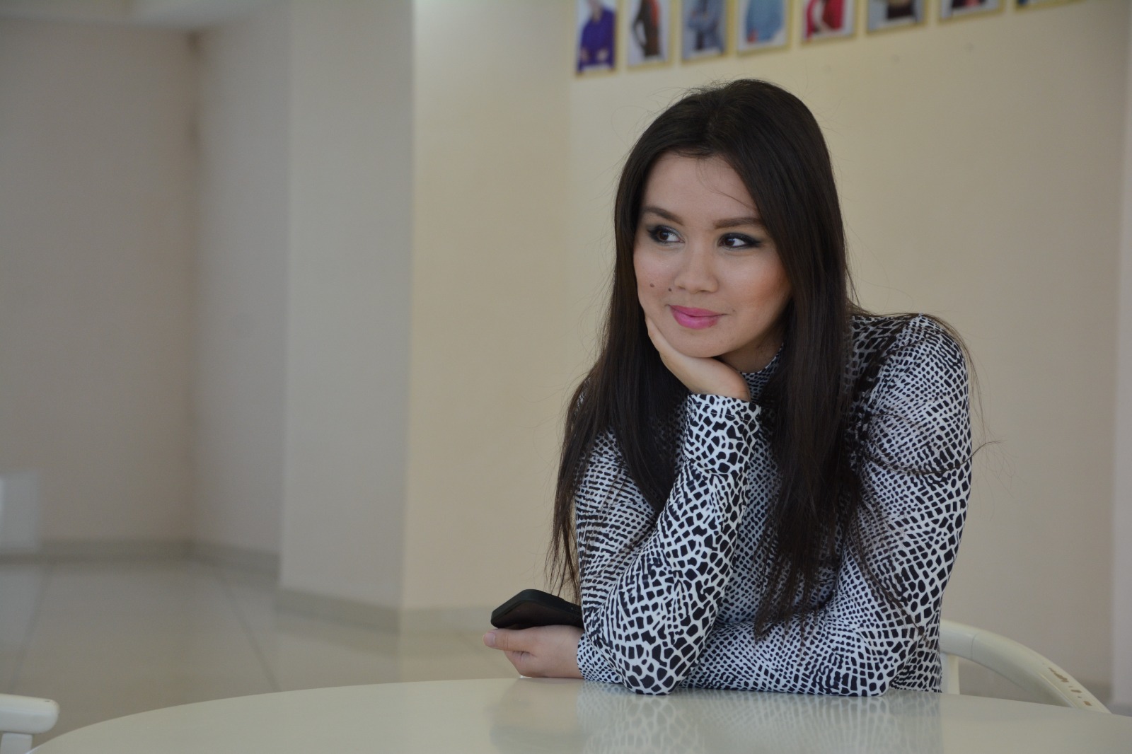 Алмажай Төремұрат: «Театрға келсе екен деген адамдардың категориясы келмейді»