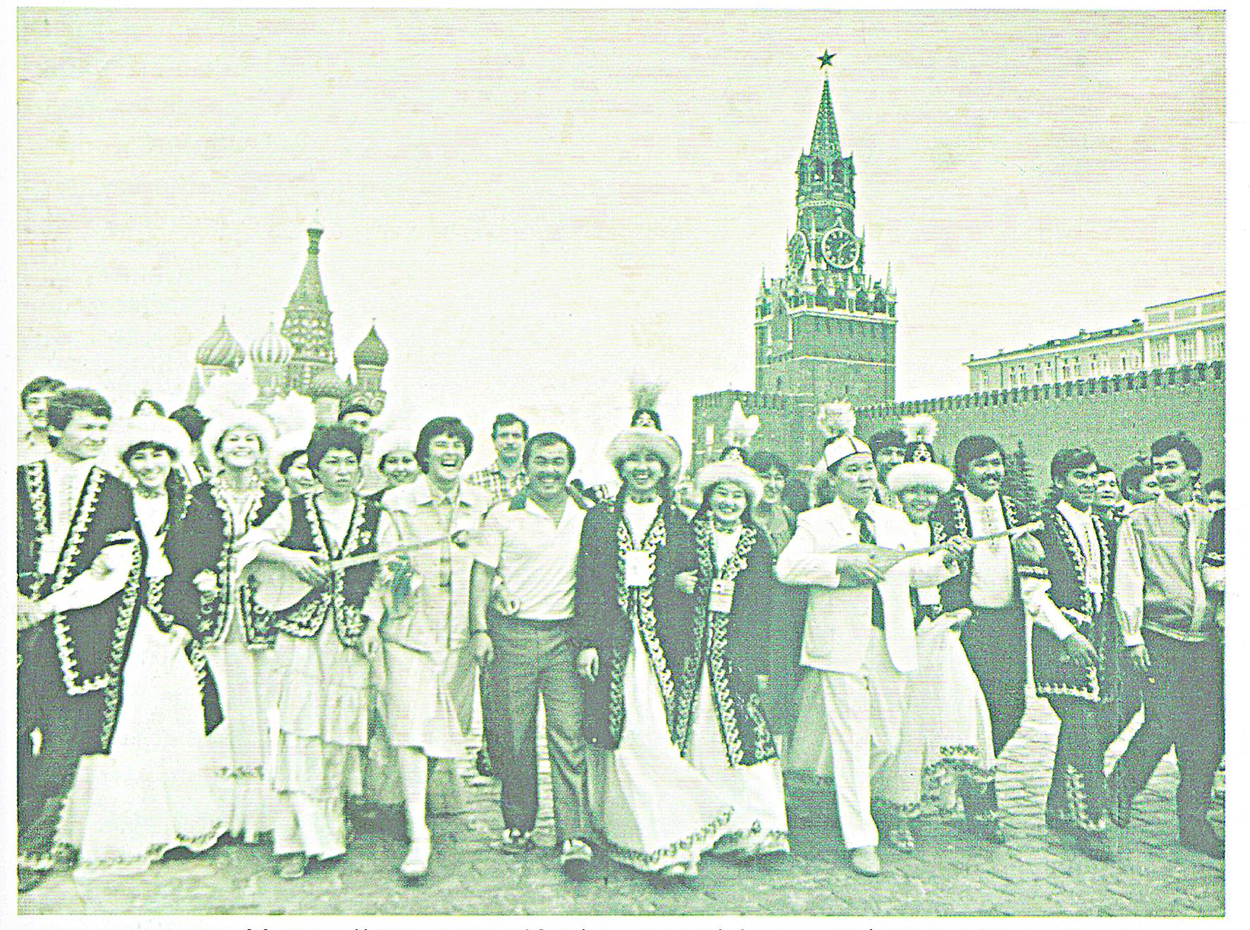 Жәнібек және жалынды жастар