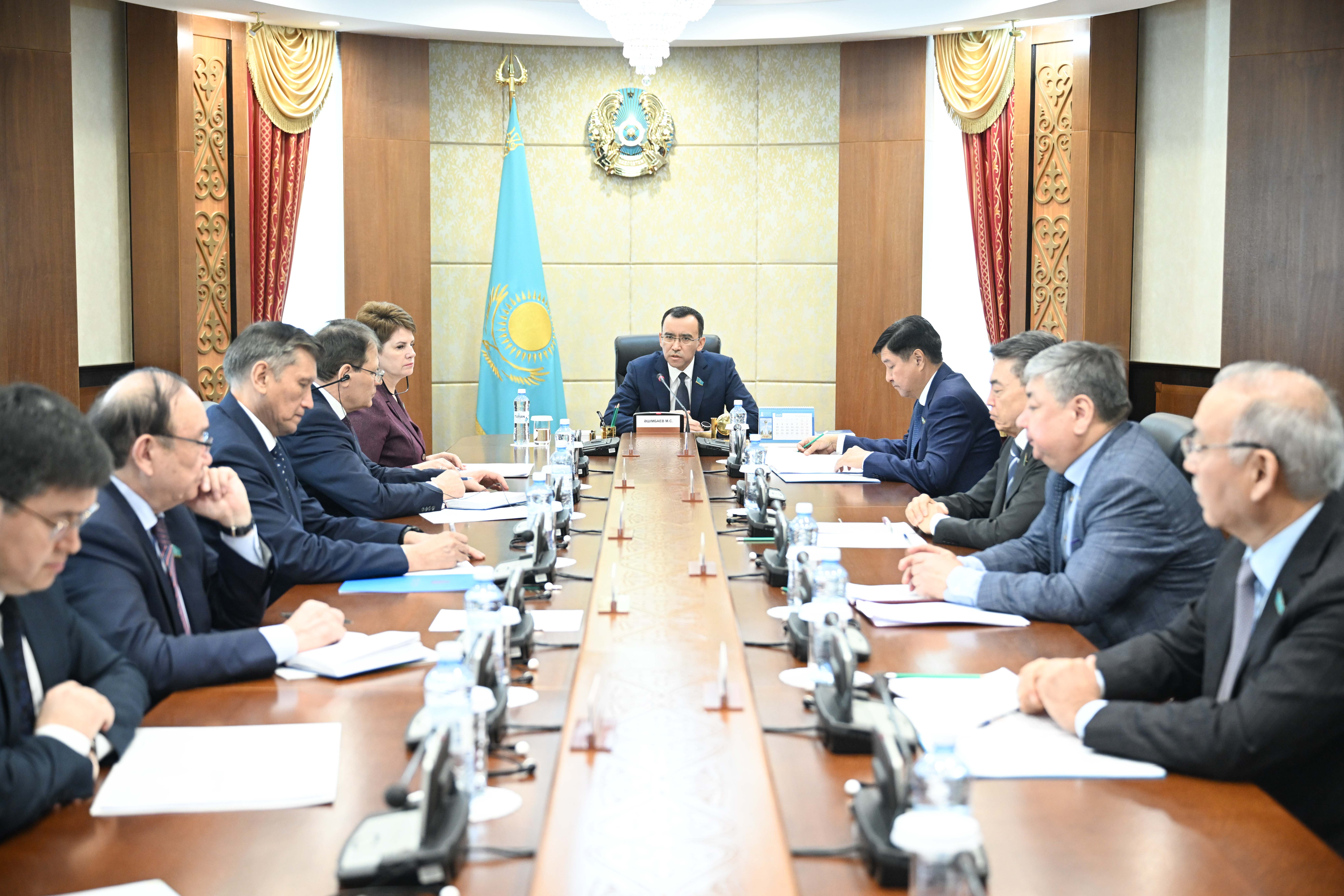 Сенаторлар палата отырысының күн тәртібін бекітті