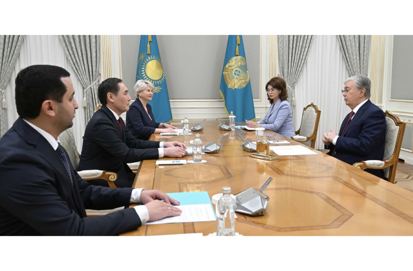 Мемлекет басшысы ҚХА Төрағасының орынбасарларын қабылдады