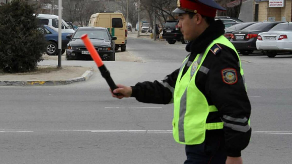 Жол ережесін 68 рет бұзған көлік жүргізушісі ұсталды