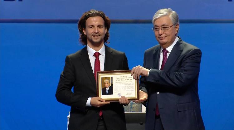 «Мен қазақпын»: «Алға, Петербург» YouTube-каналының авторы