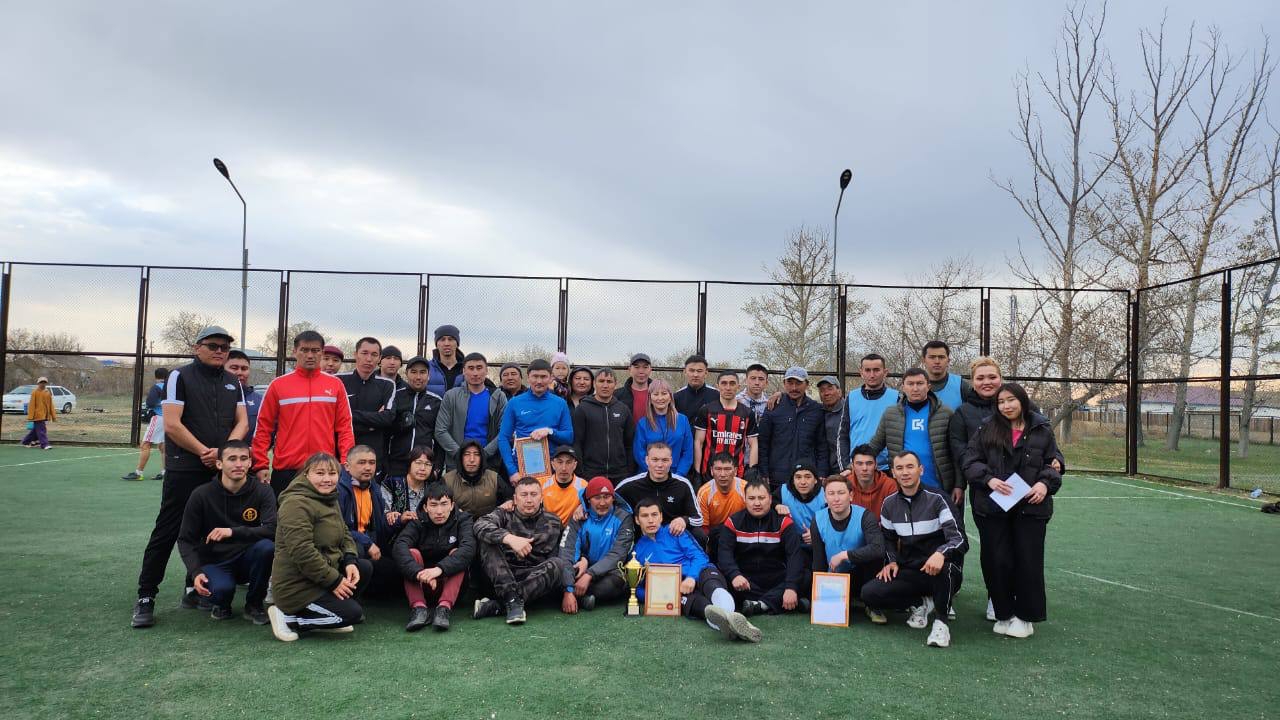 Естай ақынға құрмет