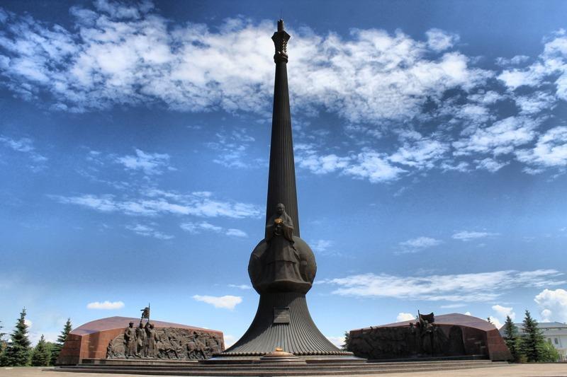 Президент «Отан ана» монументіне гүл шоғын қою рәсіміне қатысады