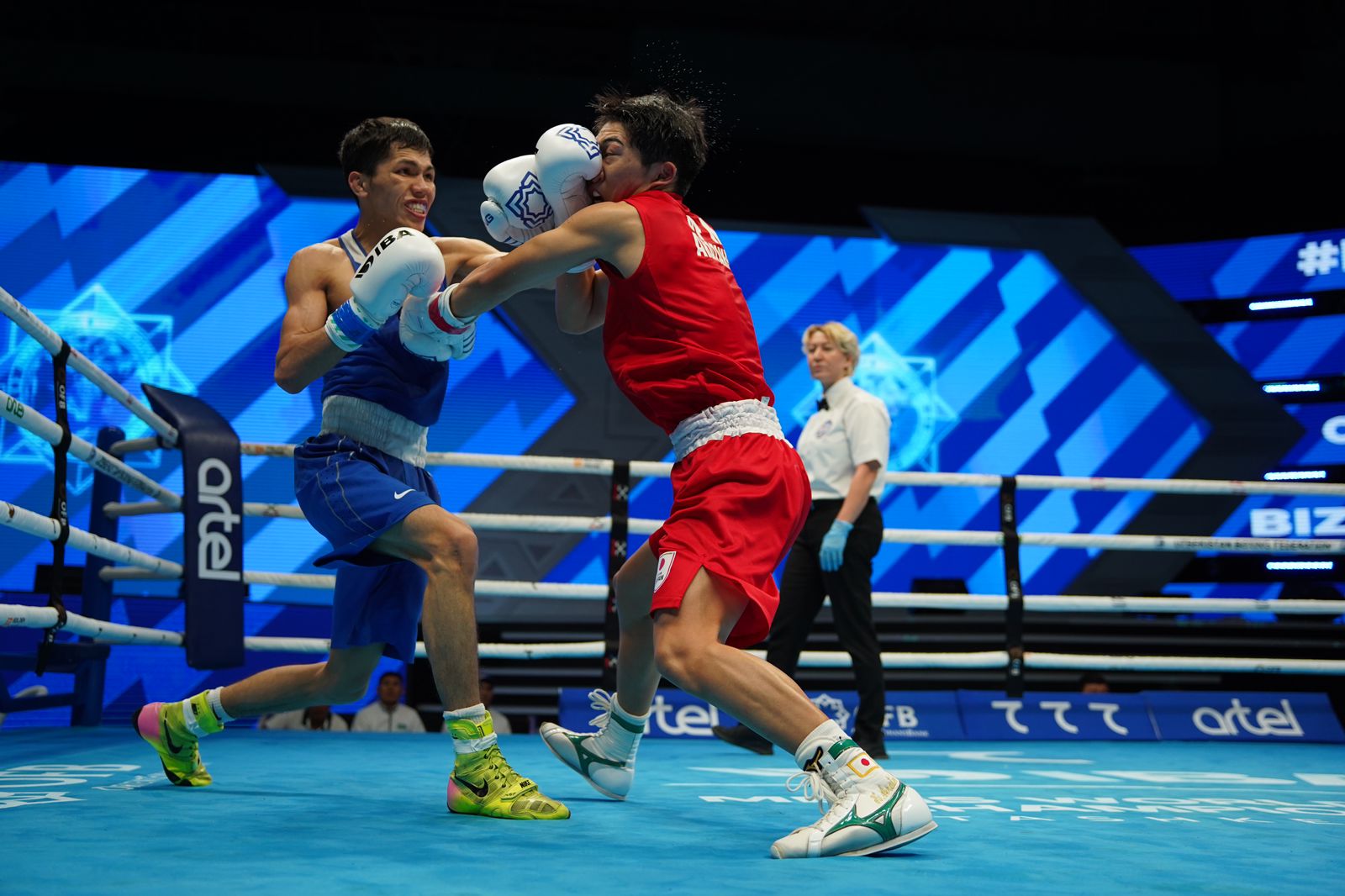 Белеске беттеген бесеу