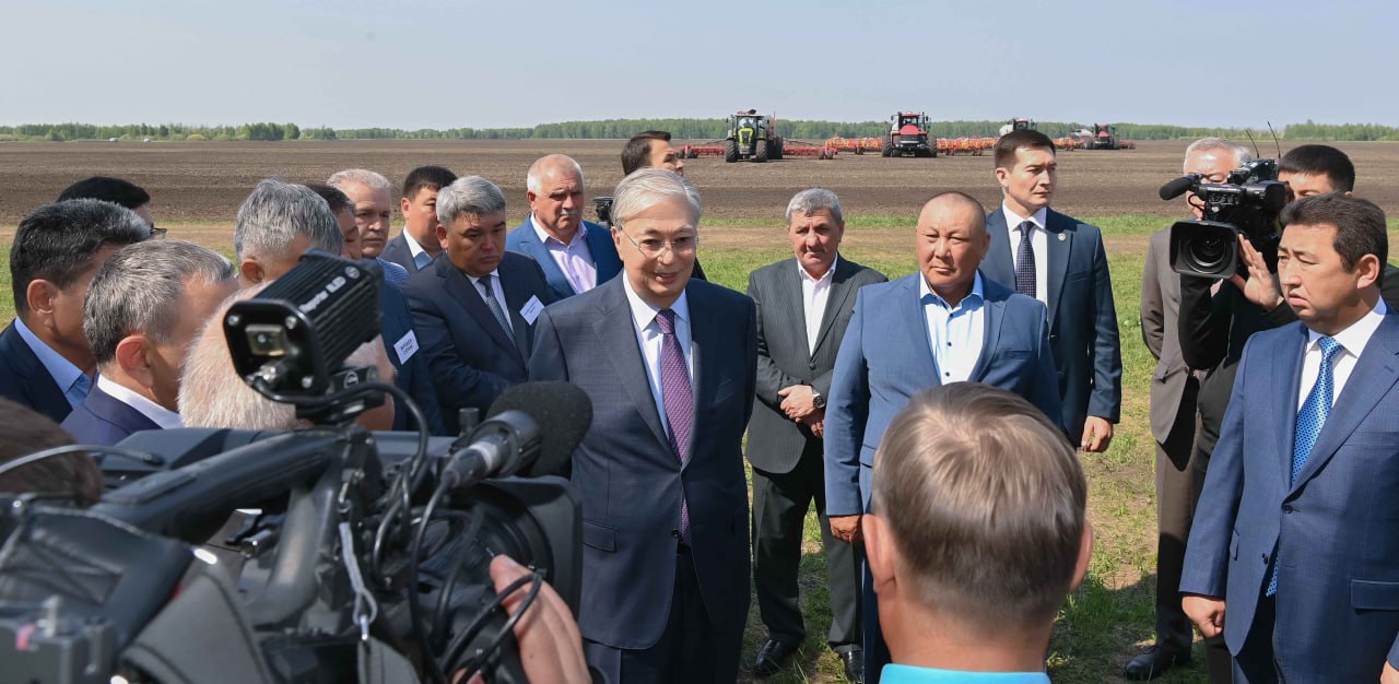 Президент СҚО-дағы «Дайындық Агро» ЖШС-ға қарасты егістік алқабын аралады