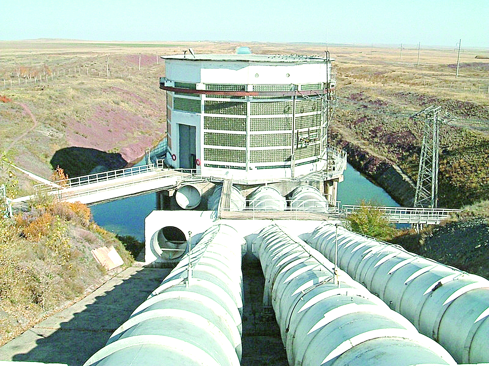 Сәтбаев су арнасының  жағдайы мүшкіл