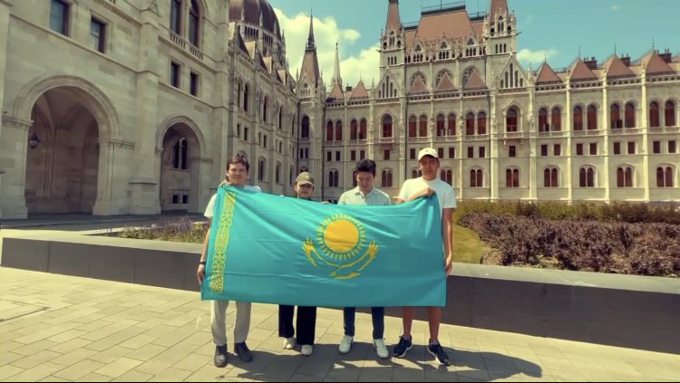 Әлем елдері Қазақстанды Мемлекеттік рәміздер күнімен құттықтады