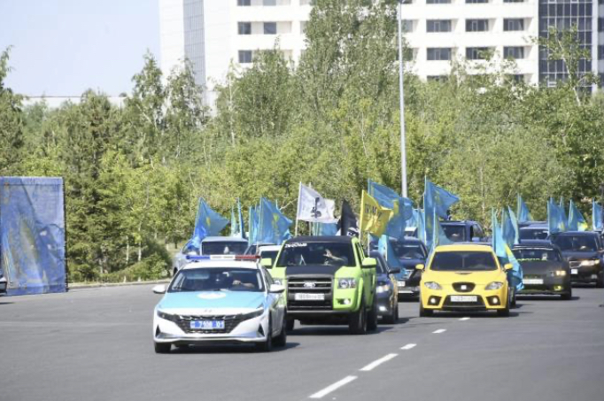 Астанада рәміздер күніне орай автошеру өтті