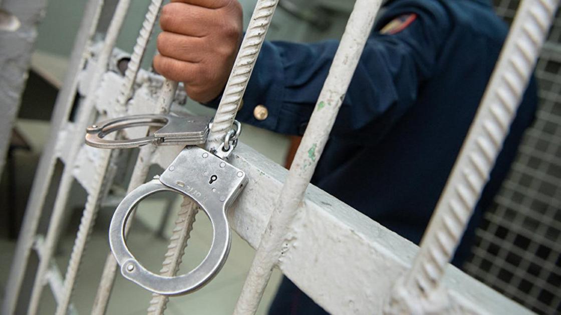 Диагностикалық карталарды қолдан жасаған қылмыстық топ ұсталды