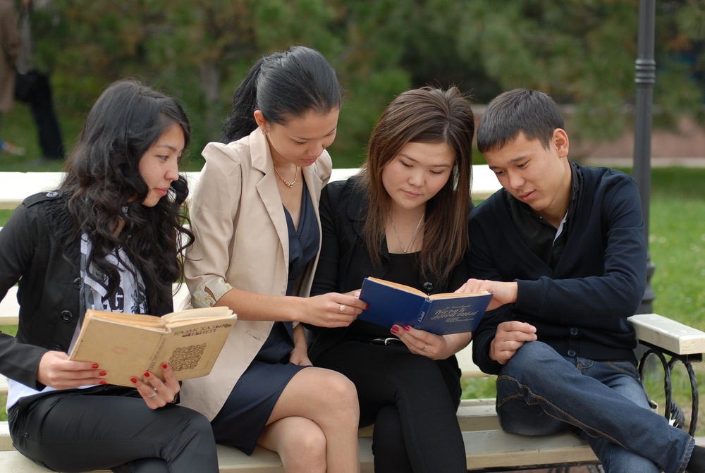 Жоғары оқу орындарында қабылдау комиссиясы өз жұмысын бастады