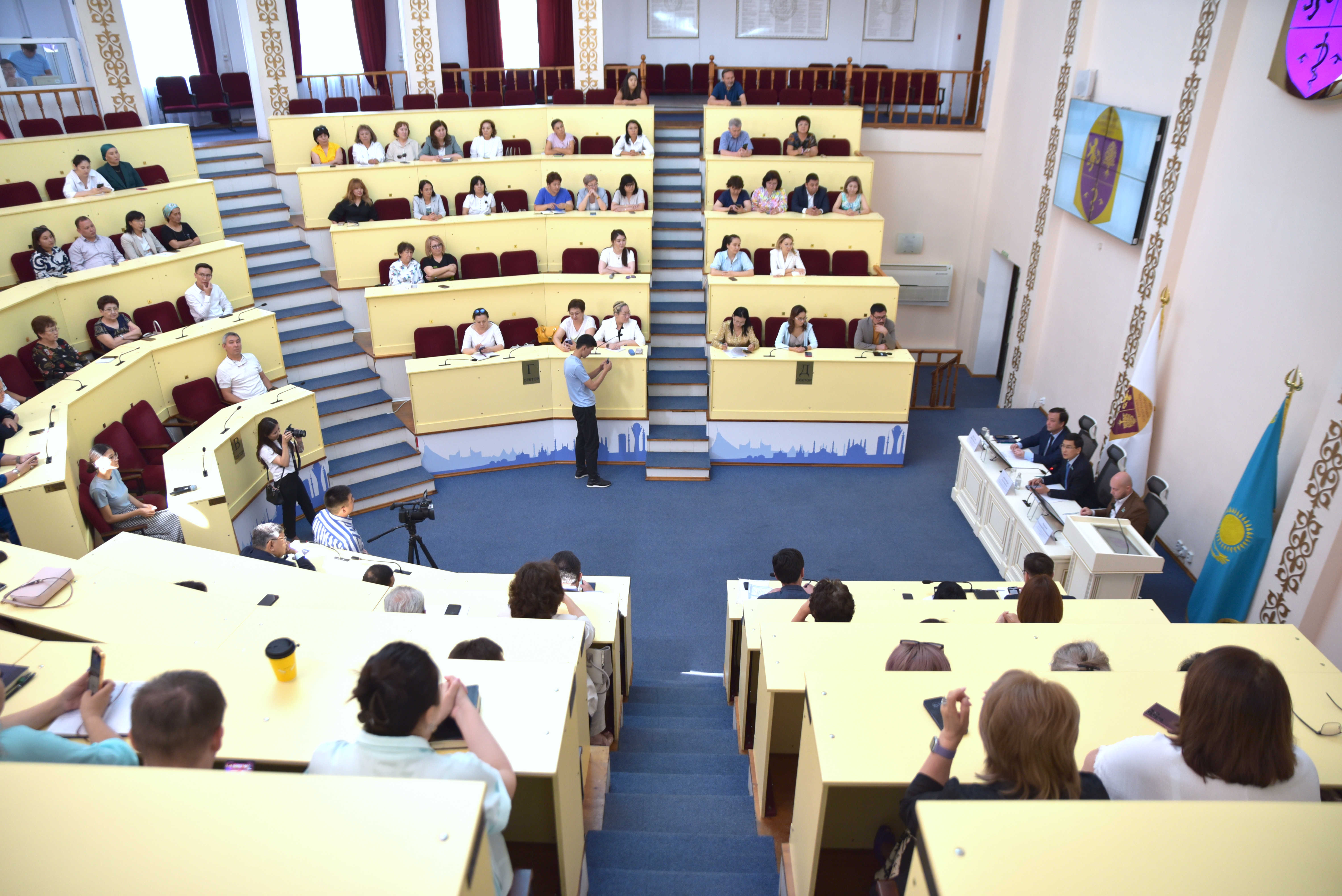 Дәрігер маманды ауылға қалай тартамыз?