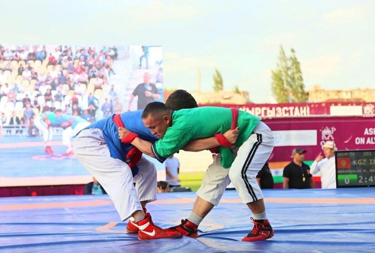 Балуандар  Астанада белдеседі