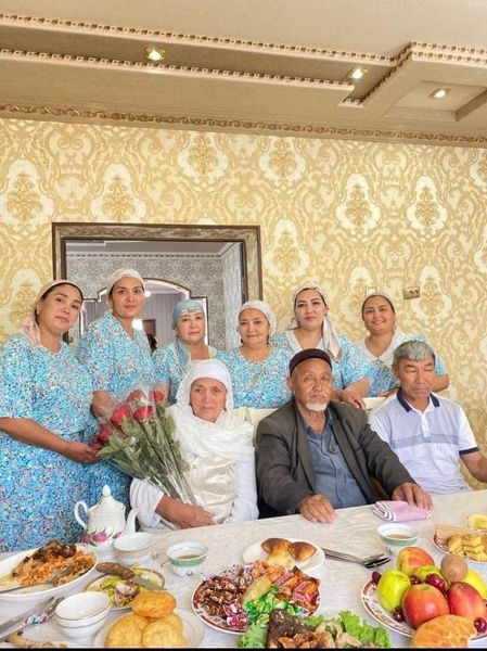 Түркістан облысында 24 баланы дүниеге әкелген алтын құрсақты ана тұрады