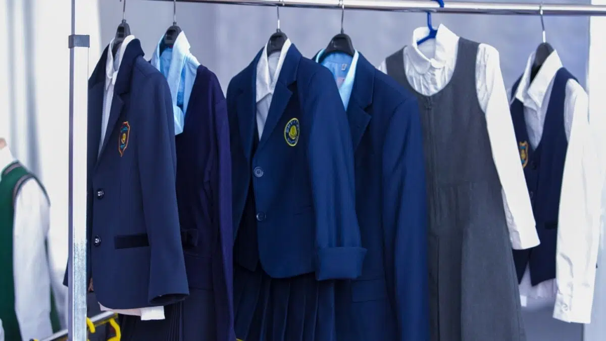 Мектеп формасына қаржы бөлінді