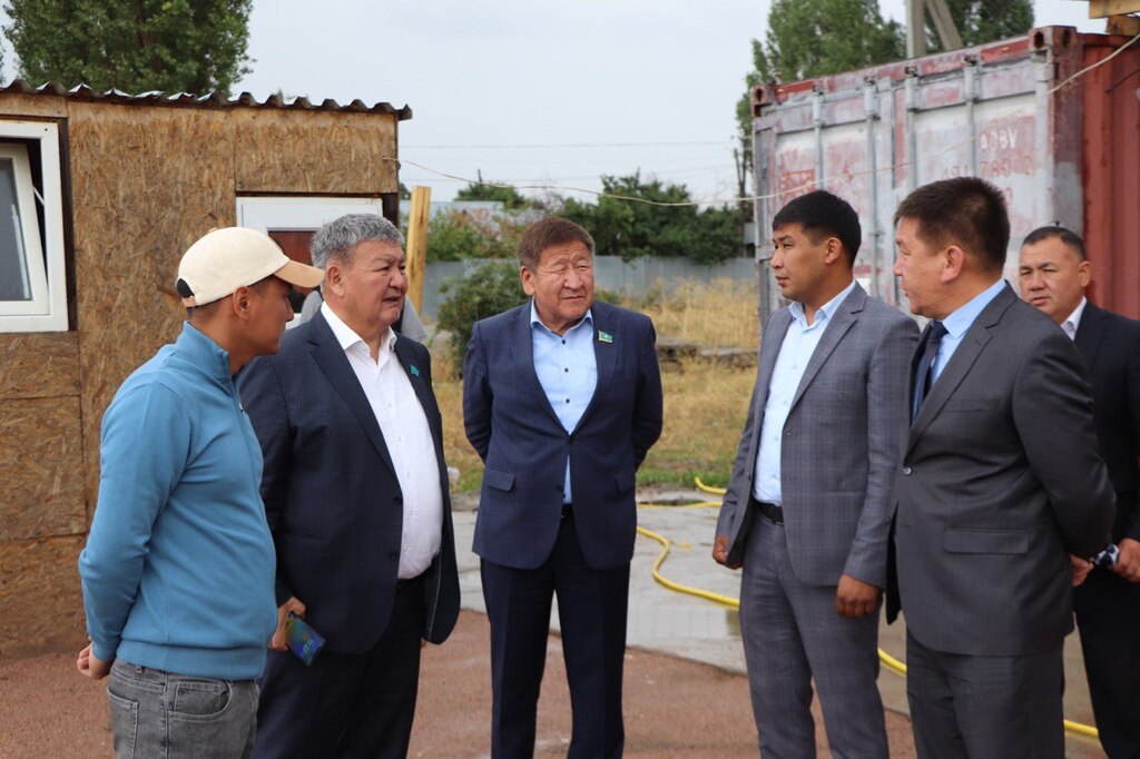 Халықпен байланыс маңызды