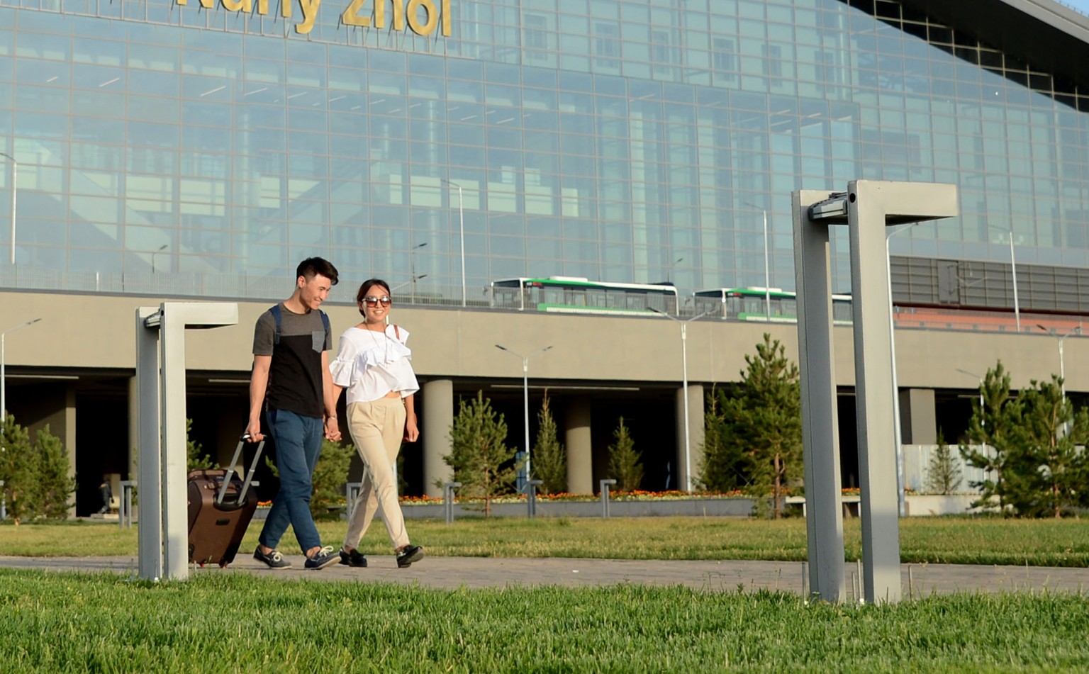 Елең-алаң экспат