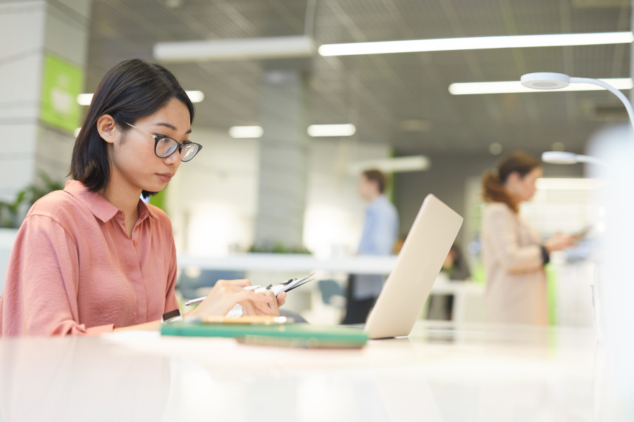 Шетелде тағылымдамадан өткіңіз келсе...