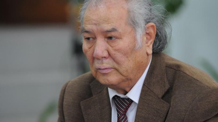 Дулат Исабеков: Туризмді жолға қою үшін – жолды жөндеу керек