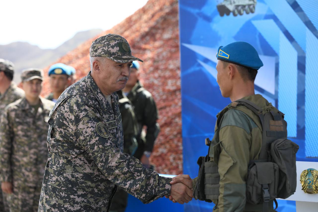 Үздіктер марапатталды