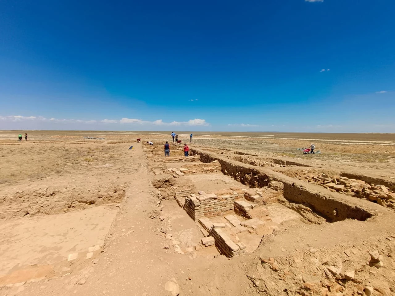 Таскешуден табылған жәдігерлер