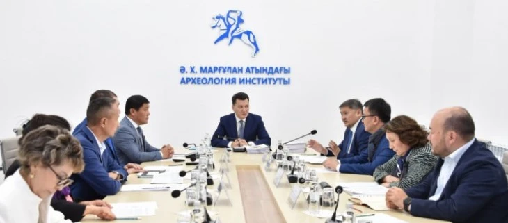 Академиялық көптомдық әзірлігі пысықталды