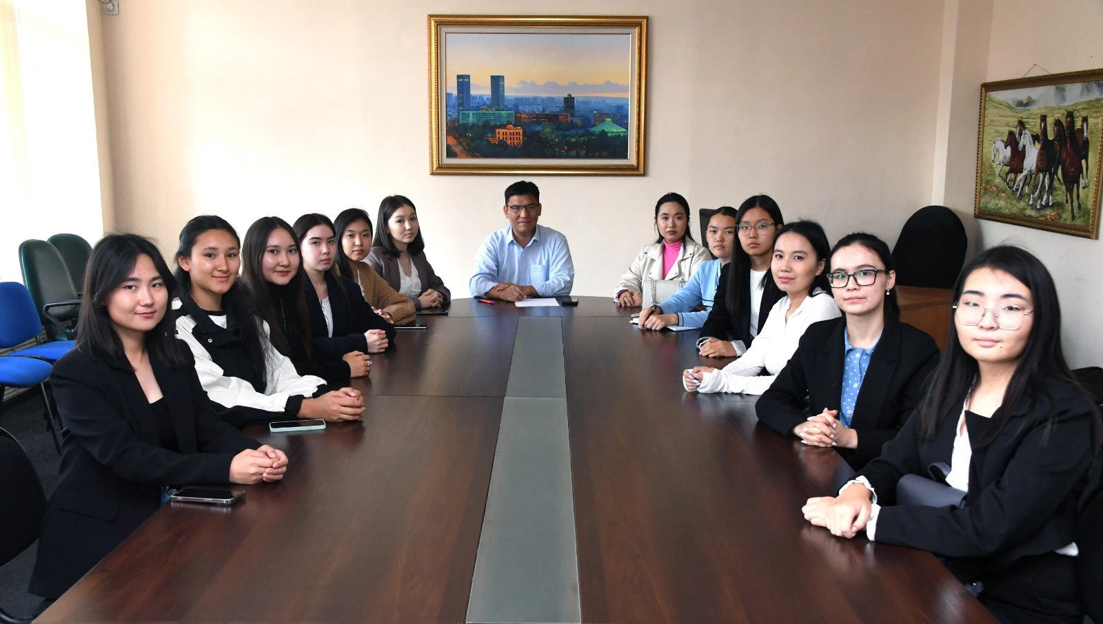 Қазақ тілі қаланың тілі болмай, өспейміз!