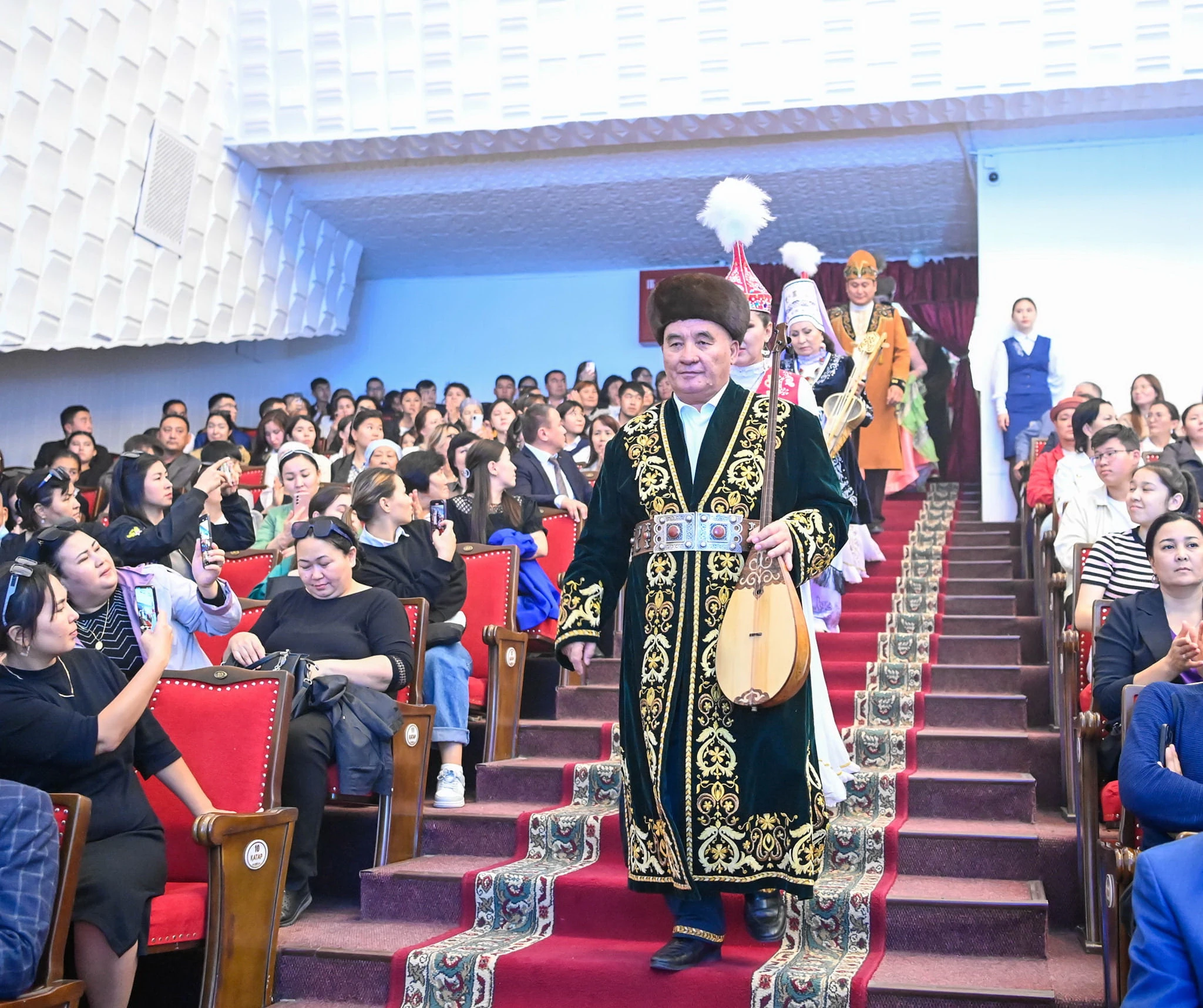 Түркі қарашаңырағындағы Қорқыт сазы