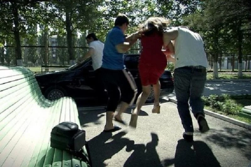 Шымкентте қыз алып қашқан азамат 12 жылға бас бостандығынан айырылуы мүмкін