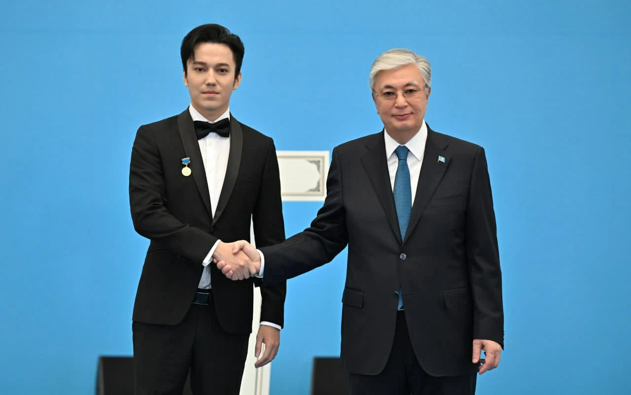 Димашқа Қазақстанның халық әртісі атағы берілетіні 1999 жылы айтылған (видео)