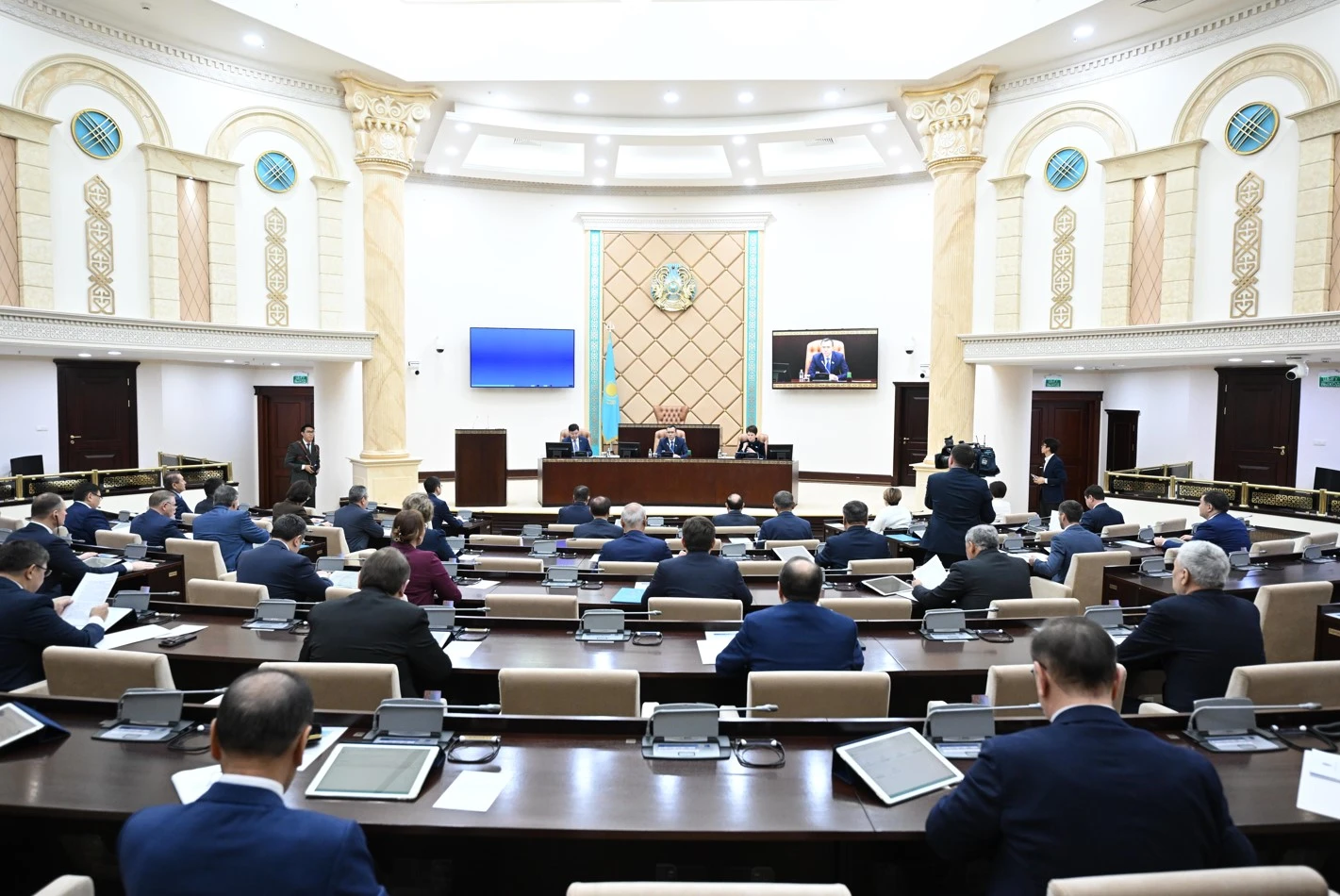 Өзекті мәселелерді қамтыған сауалдар