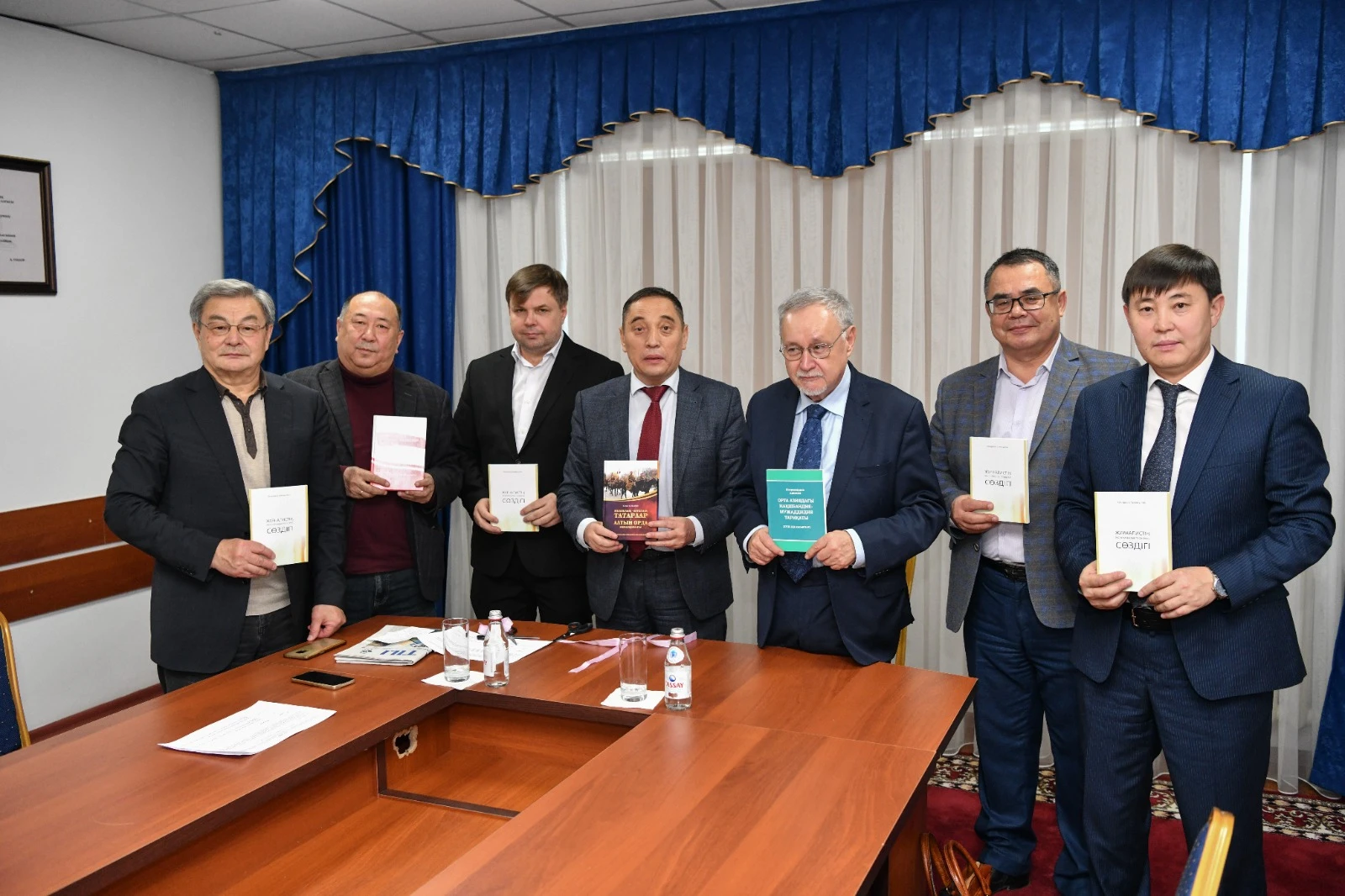 Польшаның Нобель сыйлығын алған тұңғыш жазушысының ұлты  – татар