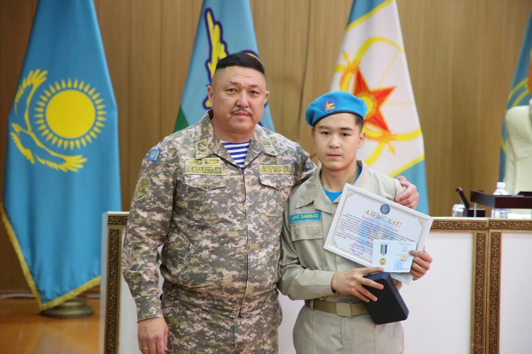 Тегіне тартқан бала батыр