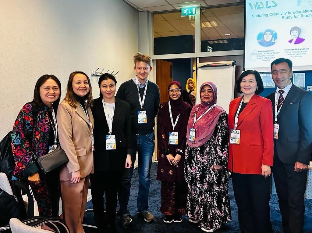 Қазақстанның Педагогикалық шеберлік орталығы WALS эстафетасын қабылдады
