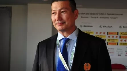 Бас бапкер қызметінен кетті