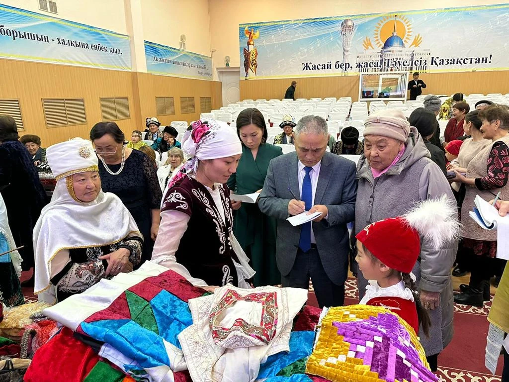 Ісмерлер өнерімен жарысты