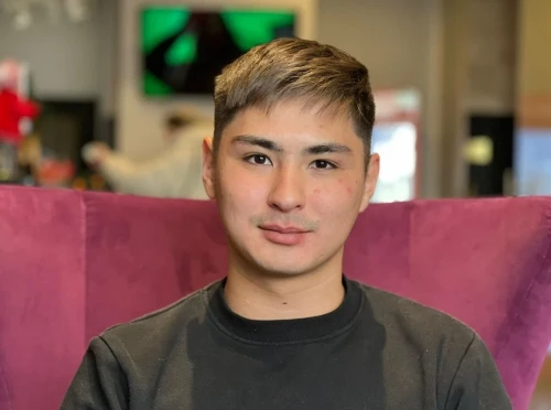 Жәнібектің анасы болуы мүмкін.Тағы бір келіншек ДНҚ тапсырды