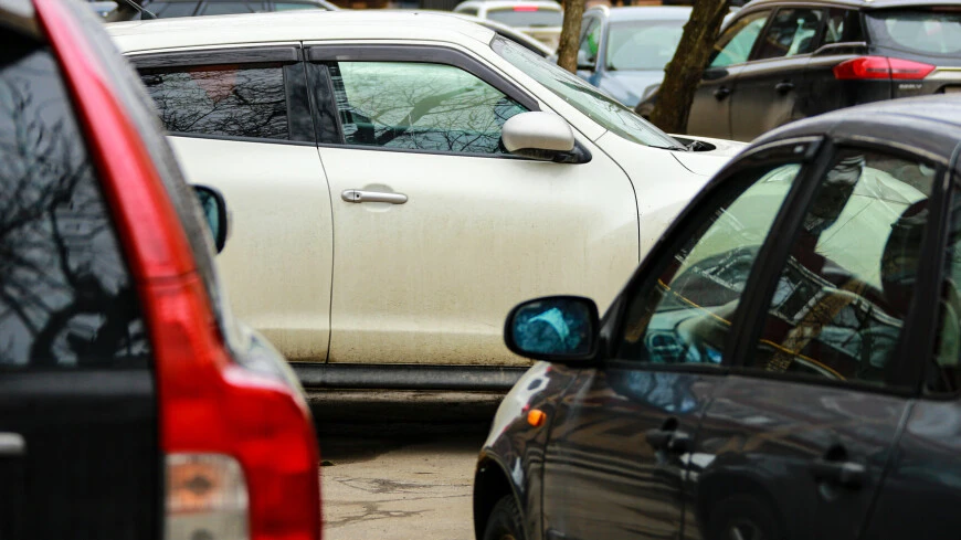 Елімізде оң жақ рульді көліктерді әкелуге уақытша тыйым салынды