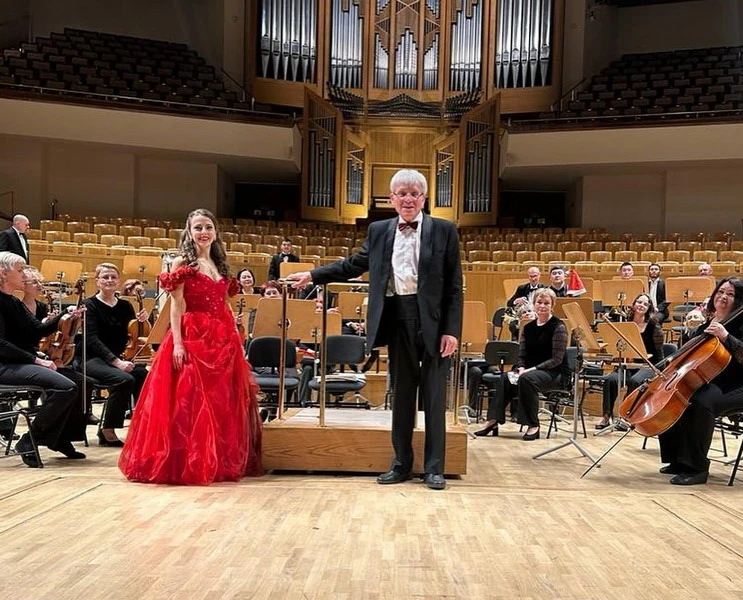 Оркестр Испанияны ұйытты