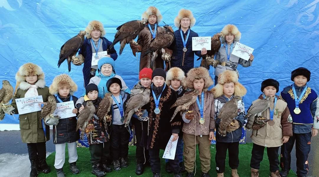 Қыран құс не алмайды салса баптап...