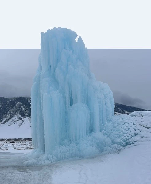 Қарасаздың Мұзтауы