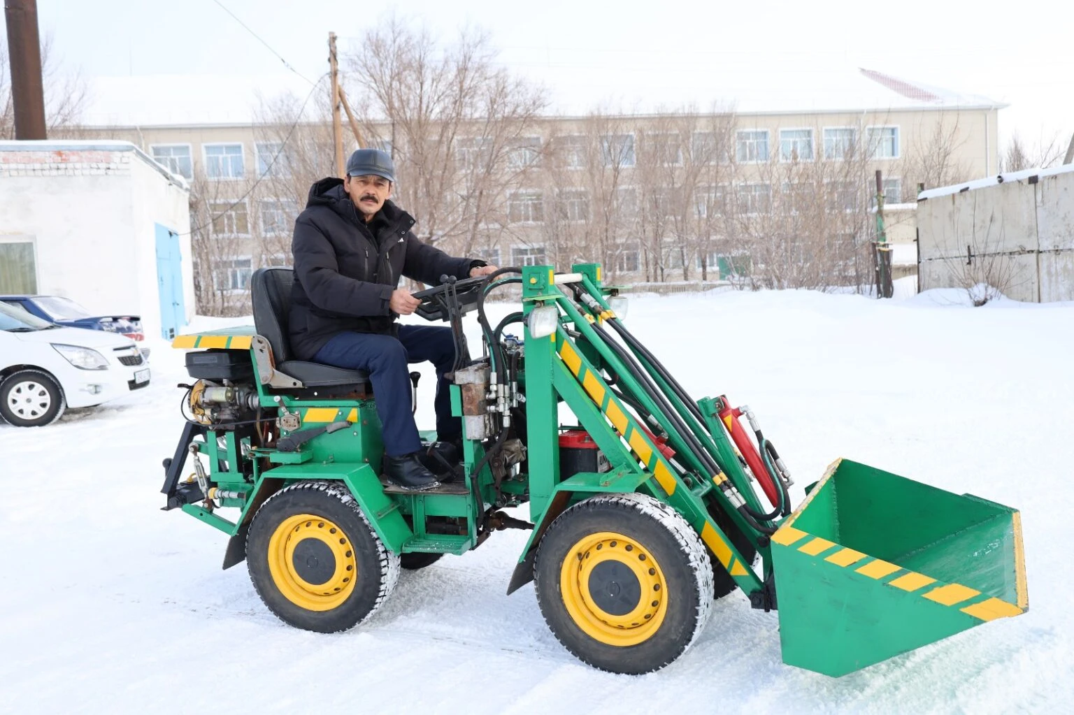 Шаруаға ыңғайлы трактор