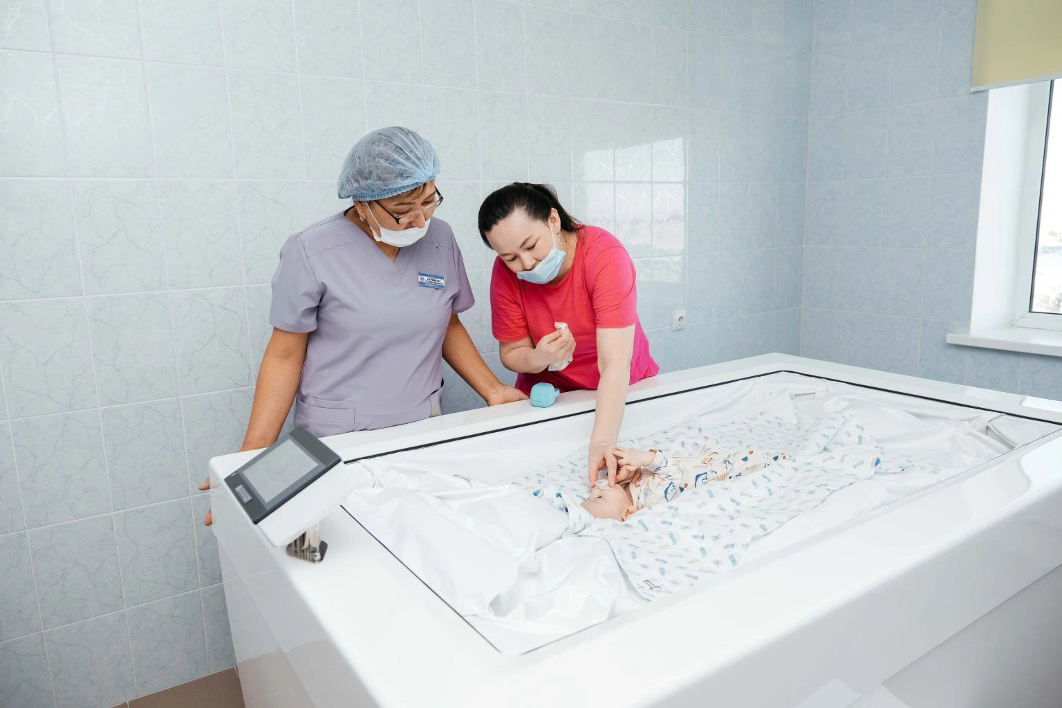 Қанат байлаған қамқорлық