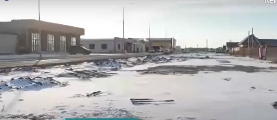 Сасық судың үстінде отыр: Атырауда екі айға төтенше жағдай жарияланды