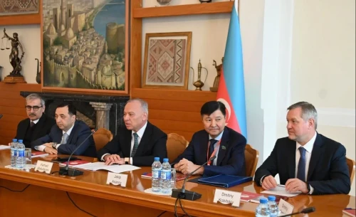 Жақып Асанов Әзербайжан Конституциялық сотының Төрағасымен кездесті