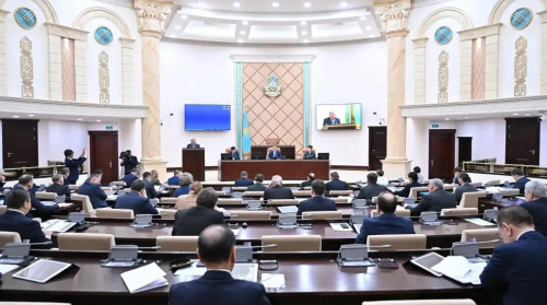 Сенат екі судьяны қызметінен босатты