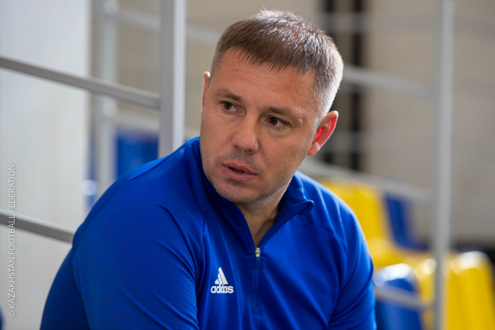 «Қайрат» футбол клубының бас бапкері қызметінен кетті