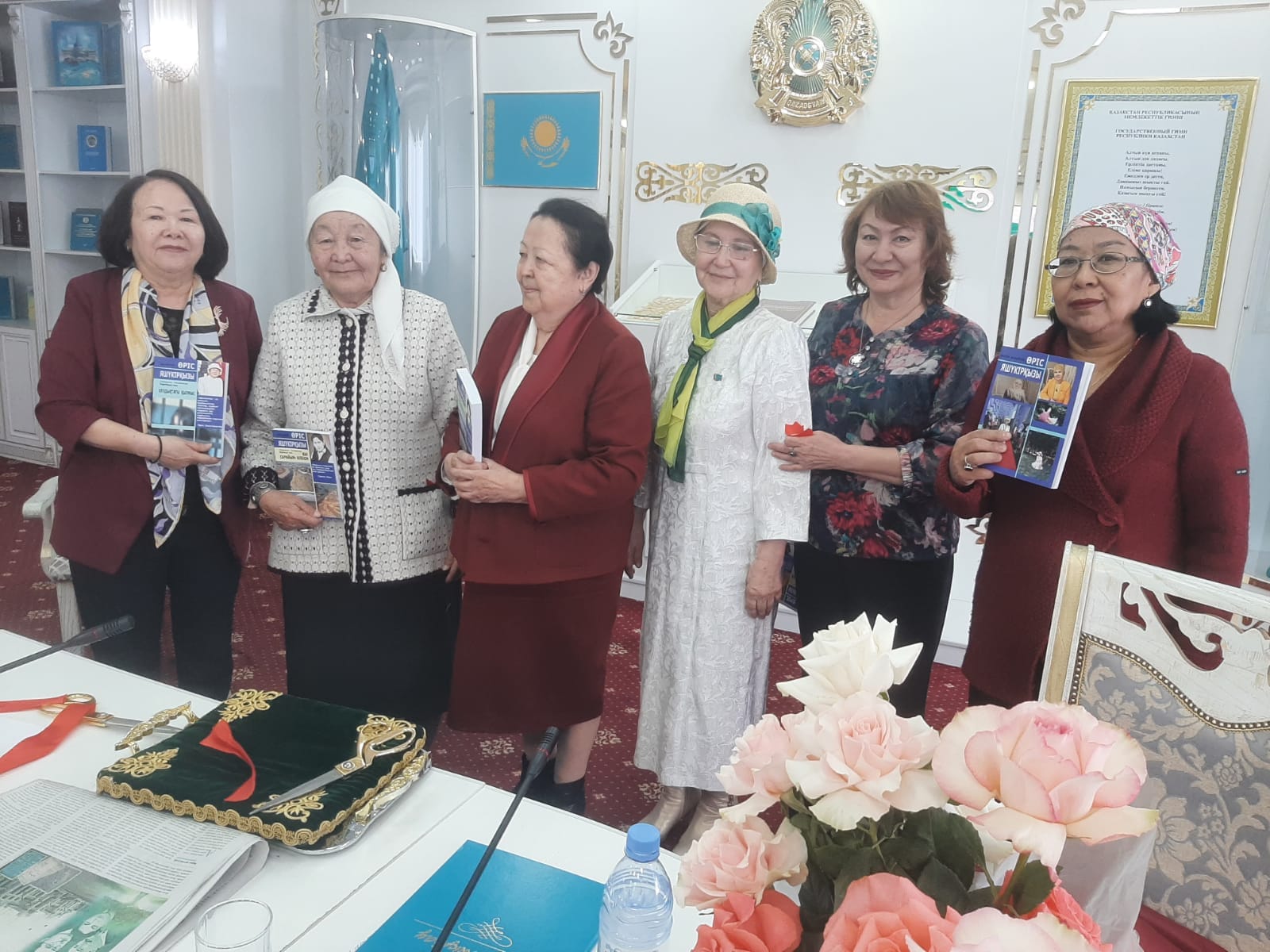 Кәсібіне адал қаламгер